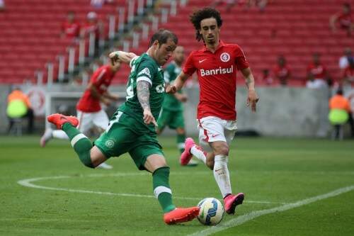 Valdivia foi o melhor Colorado em campo (Foto: Marcos Cunha/Agência Freelancer)