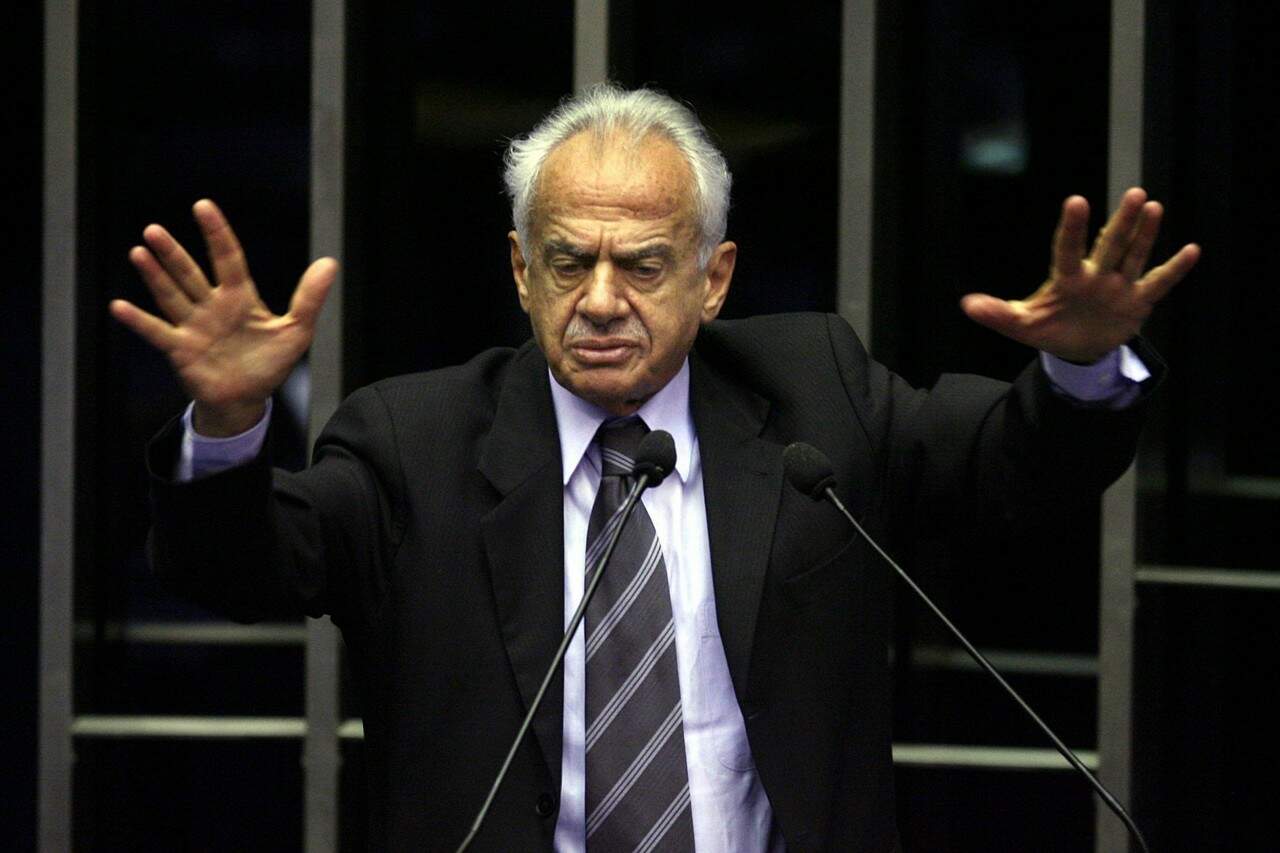 Pedro Simon palestra no LIDE RS