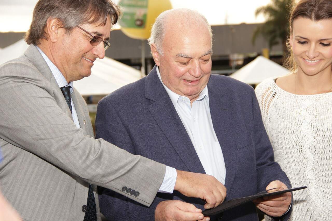 Pampa e Farsul firmam parceria para transmissão do programa "Sistema Farsul em Campo"
