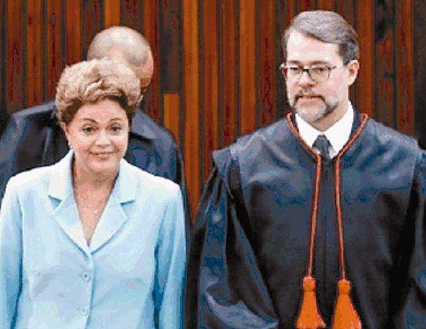Dilma e Dias Toffoli