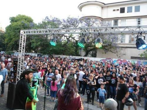 Assim como nas edições anteriores do Rock na Rua, haverá gastronomia, brechó e outras atrações. (Foto: Reprodução)