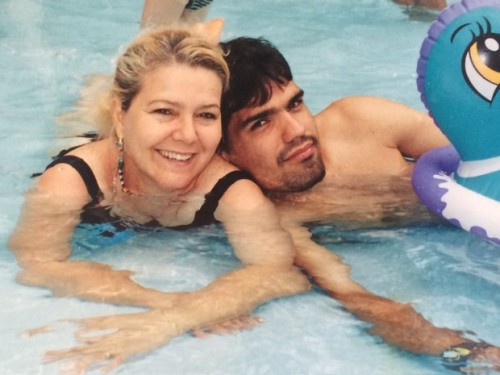 Mãe de Fernandão, Marli, com o filho. (Foto: Reprodução)