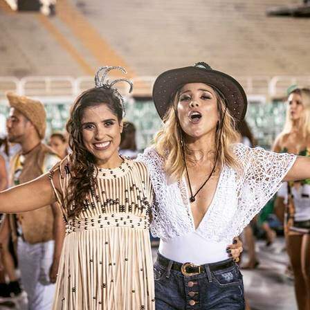 Wanessa e Camilla no ensaio da Imperatriz . (Foto: Reprodução)