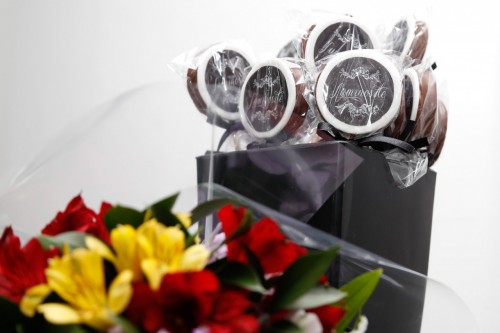 Os pirulitos de chocolate: um dos detalhes divertidos do evento. (Foto: Lenara Petenuzzo/especial)