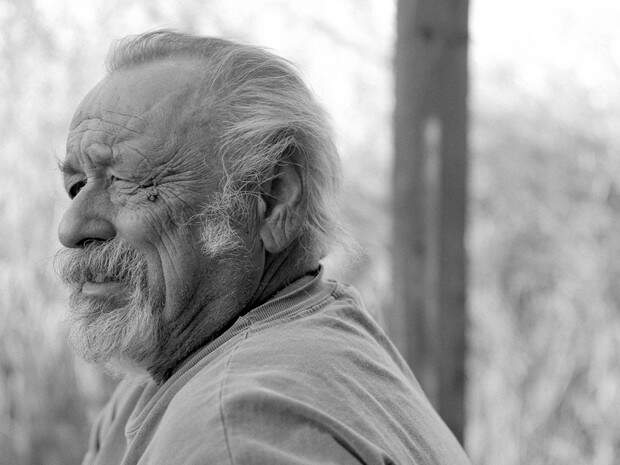 O escritor americano Jim Harrison, autor de "Lendas da Paixão", em foto de 2008