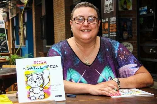 A escritora Susana Vernieri lançou pela primeira vez uma obra infantil. (Foto: Jackson Ciceri/O Sul)