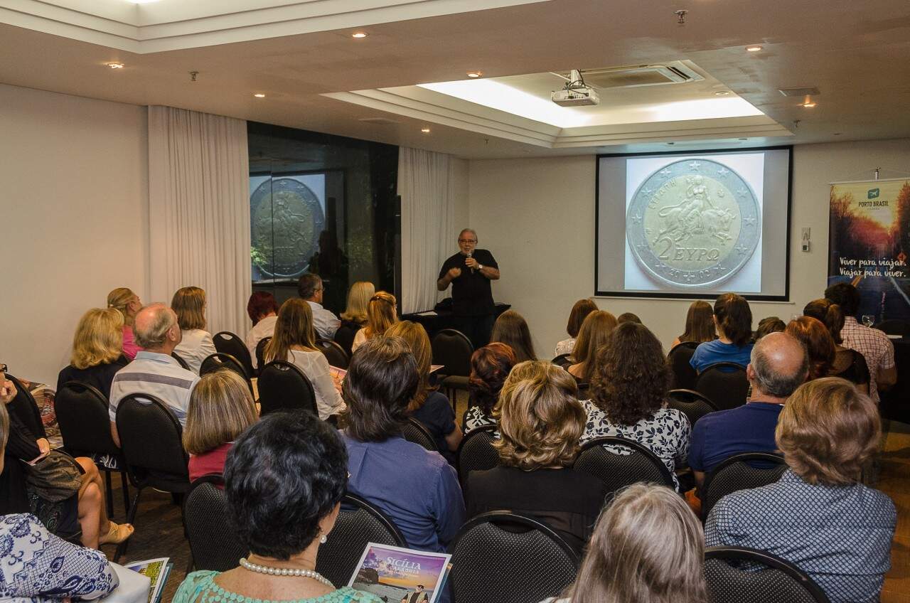 Palestra Claudio Moreno - Porto Brasil Viagens