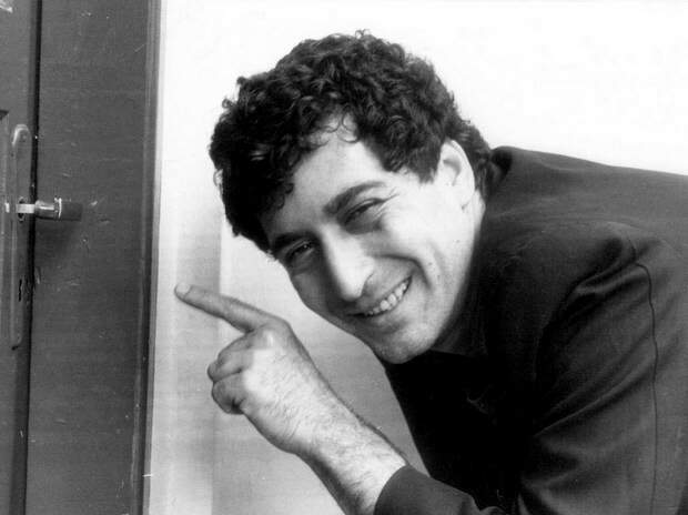 Cartunista Glauco Vilas Boas e o filho foram mortos por Cadu em 2010. (Foto: Divulgação/Salão de Humor)