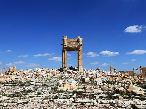 Foto de 31 de março mostra as ruinas do Templo de Bel, destruído pelo Estado Islâmico, na cidade de Palmira, na Síria