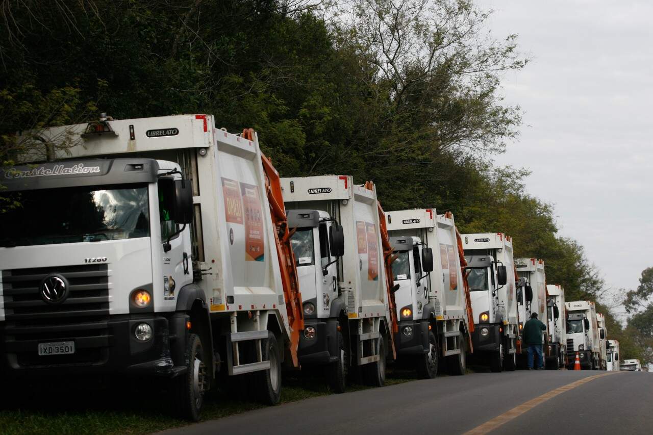 Caminhões não podem descarregar no transbordo, na Lomba do Pinheiro. (Foto: Betina Carcuchinski/PMPA)