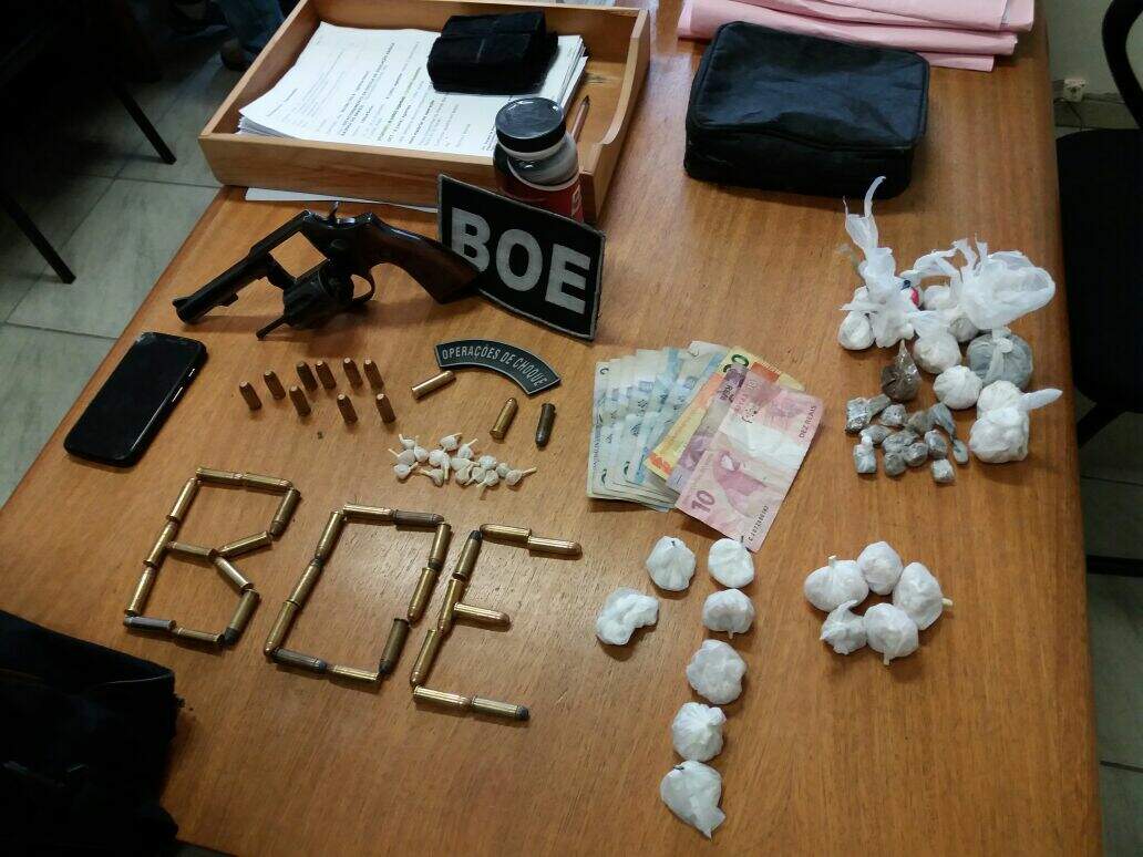 Drogas apreendidas com Matheus Oliveira, segundo BM. (Foto:BM/Divulgação)