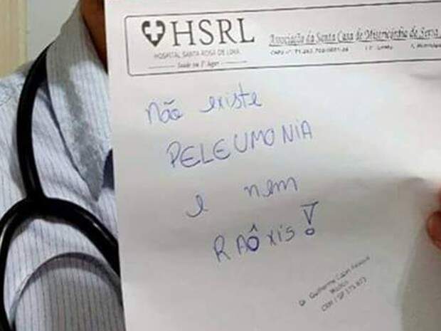 No receituário do hospital, o deboche com a forma de falar de um paciente (Foto: Reprodução/internet)