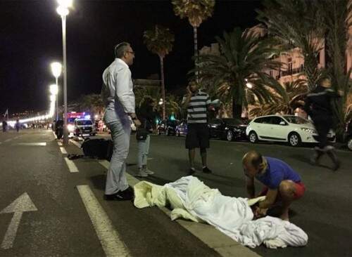 Emissoras de TV falam em 60 mortos e polícia diz que há 100 feridos. (foto: reprodução)