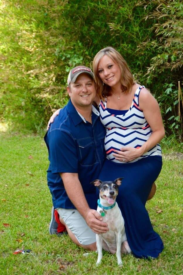 Lucy junto com os seus donos. (Crédito: Reprodução)