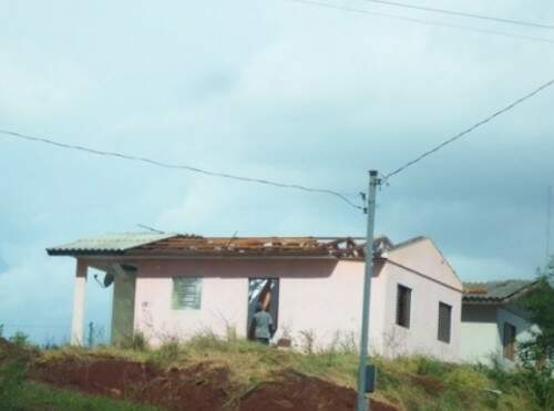  Vendaval e granizo fazem estragos em Crissiumal, no Noroeste do Estado (Foto: Divulgação)