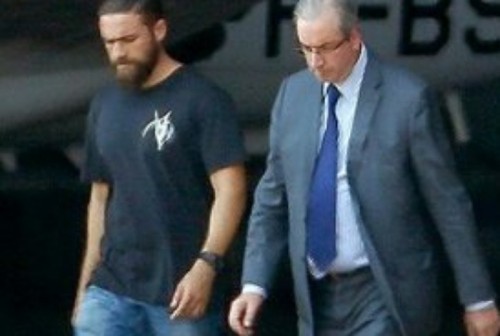 Agente Federal chama atenção por causa dos atributos físicos. (Crédito: Reprodução)