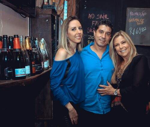  Mari Lemos, Ana Diehl e Iuri Lemos. (Foto: Douglas Santos/divulgação)