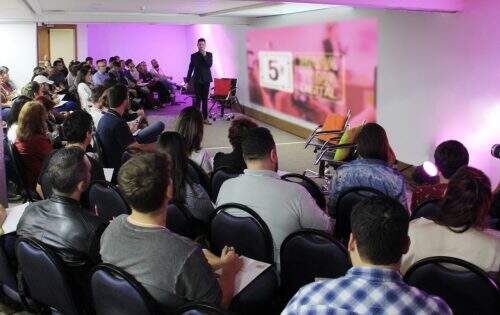 Curso "Tendências" atrai grande público pelo conteúdo e formato. Crédito: divulgação