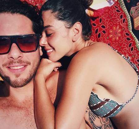 Giovanna Lancellotti está com o namorado em Noronha. (Foto: reprodução/instagram)