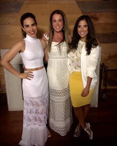 Zilu Camargo com Camilla Camargo e Wanessa Camargo (Foto: Reprodução/Instagram)