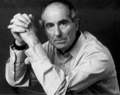 O escritor Philip Roth, ícone da literatura americana, deixa claro que o presidente Trump é um troglodita em entrevista para a revista “New Yorker” (foto: reprodução)