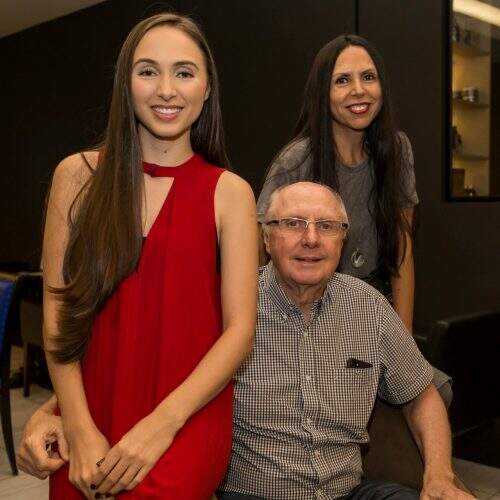 Álbum de família: Gabrielle Fleck com os pais, Lenira Fleck e Hugo Fleck. (Foto: Pedro Antonio Heinrich/especial)