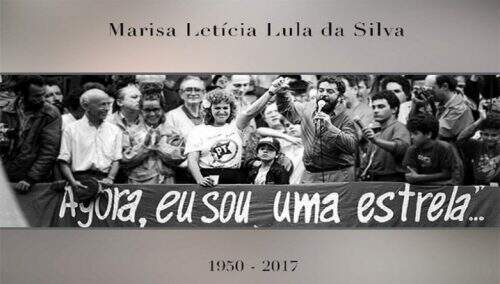 "O ódio contra Lula e a família fizeram Marisa sofrer. Mãe, avó e esposa, toda mulher protege os seus com amor. E ela mt pensava no Brasil." Escreveu a deputada Maria do Rosário. (Foto: Reprodução/Twitter)