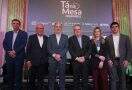 Empresários gaúchos se reúnem no evento Tá na Mesa da Federasul para discutir tarifaço dos EUA.