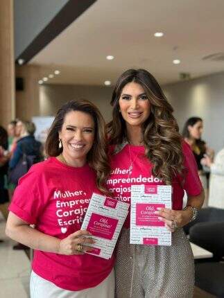 Iva Cardinal e Suellen Ribeiro