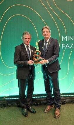 Gelsi Belmiro Thums e Alexandre Guerra