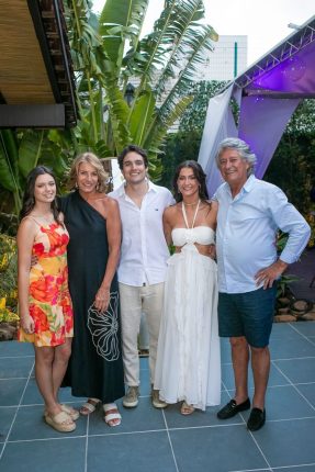 Catarina Zamprogna, Maria Amelia Sperotto, Francisco e Mariana, e Dion Sperotto