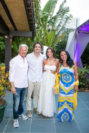 Os noivos entre Antonio Carlos e Lyane Minuzzi