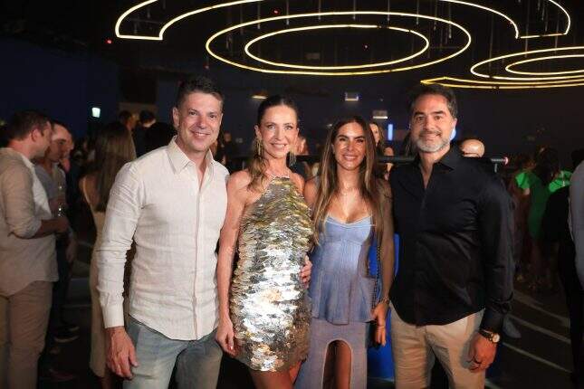 Fernando Bastos, Tiana Burmann, Kamilla e Victor Sorrentino