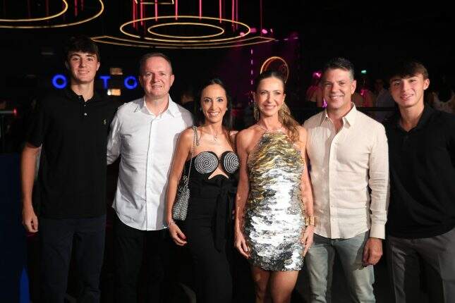 Felipe, Sandro, Roberta Laste, Tiana Burmann, Fernando Bastos e Bernardo Laste