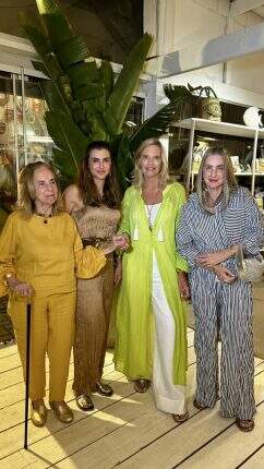 Maria José e Antonia Scalzilli, Betina e Claudia Scalzilli
