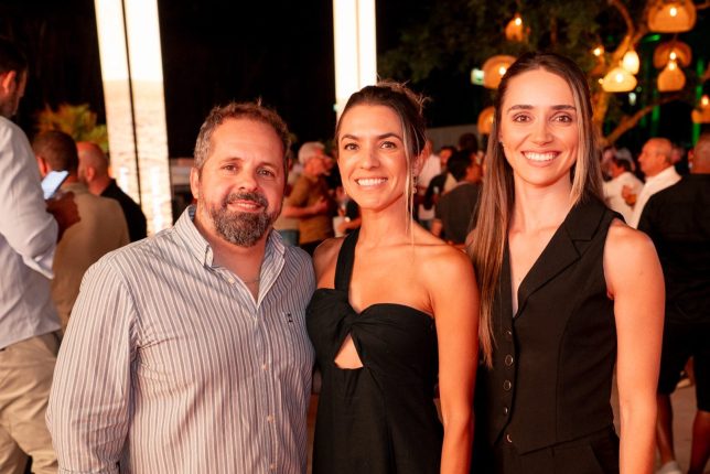 Rodolfo Fork, Bruna Caldas e Karina Trojack