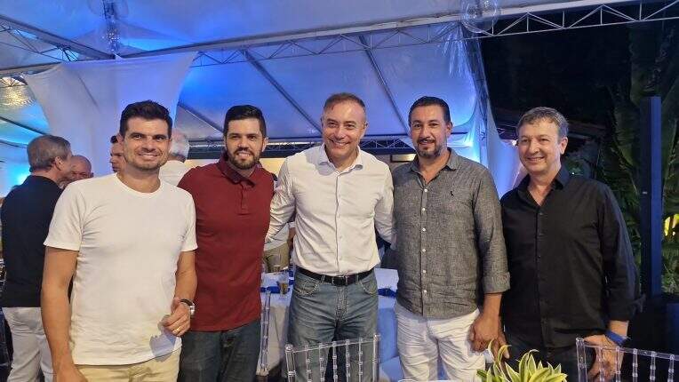 Marcos Servat, Cauhã Pereira, Alexandre Gadret, Michel Fonseca e Ademilson De Vlieger