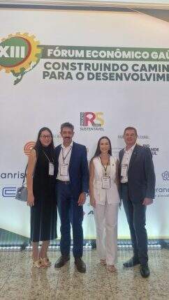 Silvia Gali, Deivid Marinho, Michele Menetrier e Ronei Menetrier