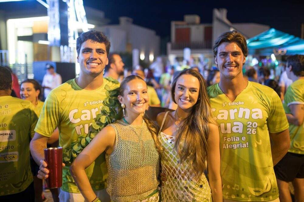 Vitor e Matheus Zoratto com Manoella Gubert e Isadora Bersaghi