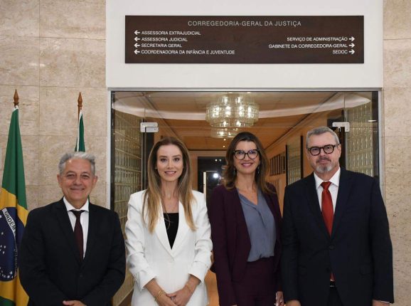 Ricardo Pippi Schmidt, Viviane Castaldello Busatto, Gabriela Irigon Pereira e Eduardo Uhlein