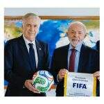 . Eles se reuniram para conversar sobre a organização da Copa do Mundo Feminina de 2027. (Foto: Ricardo Stuckert/PR)