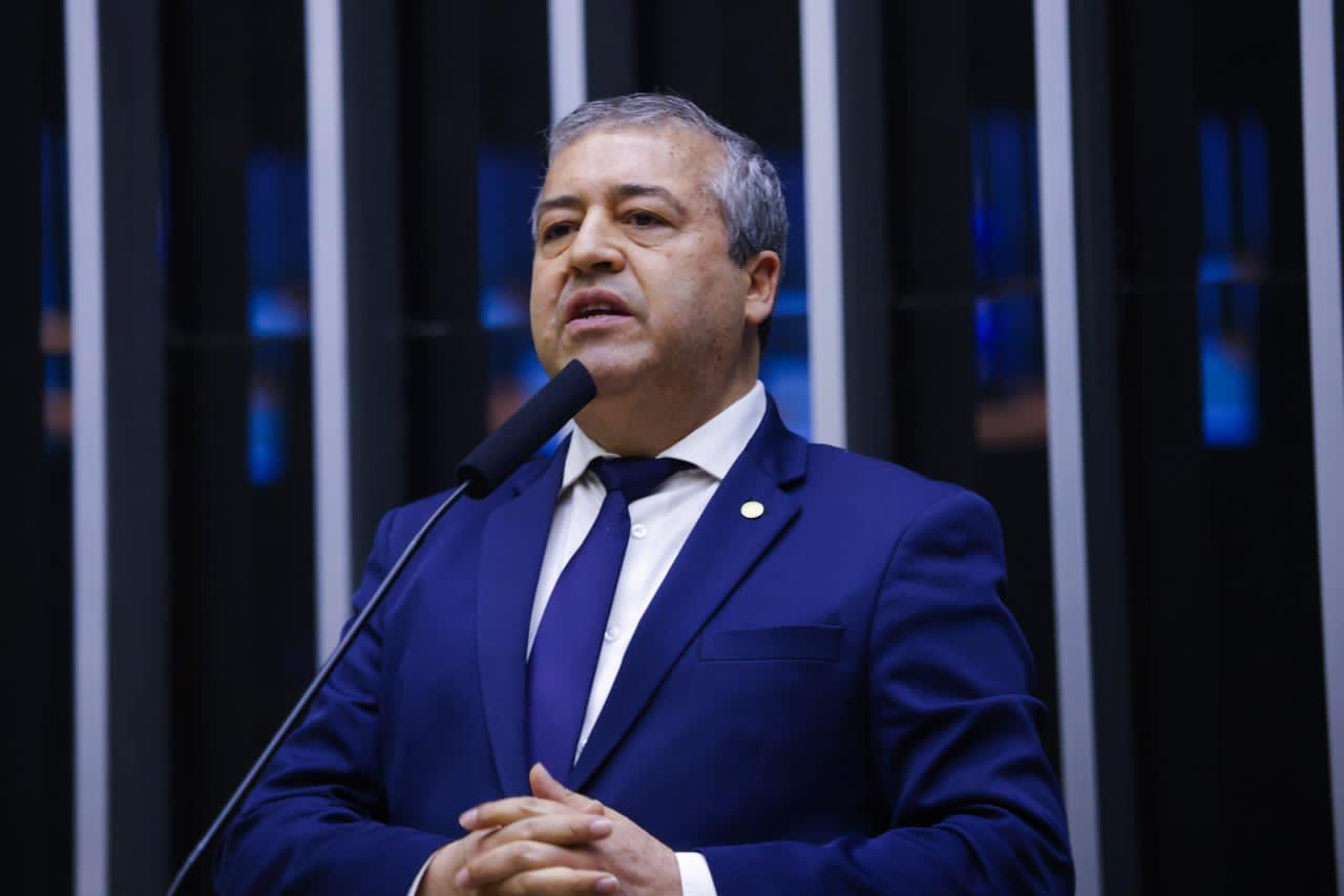 Projeto de Ronaldo Nogueira inspirou ação do governo para transformar imóveis públicos ociosos em moradia