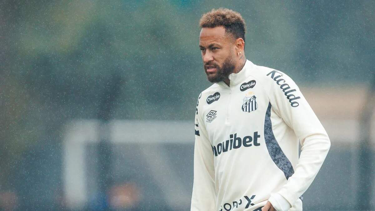Neymar tem lesão na coxa e desfalca Santos contra o Inter